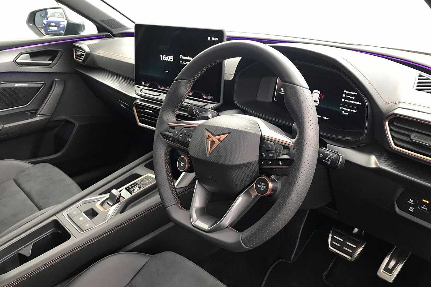 Cupra Leon Hatchback Special Editions VZ First Edition 1.5 e-HYBRID DSG-auto 272 6-speed automatic
