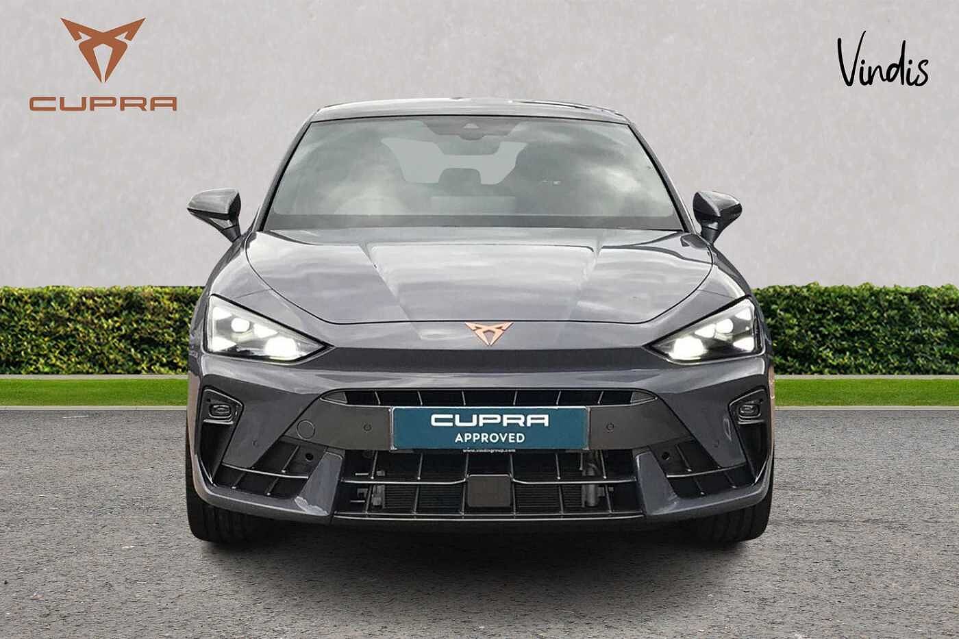 Cupra Leon Hatchback Special Editions VZ First Edition 1.5 e-HYBRID DSG-auto 272 6-speed automatic