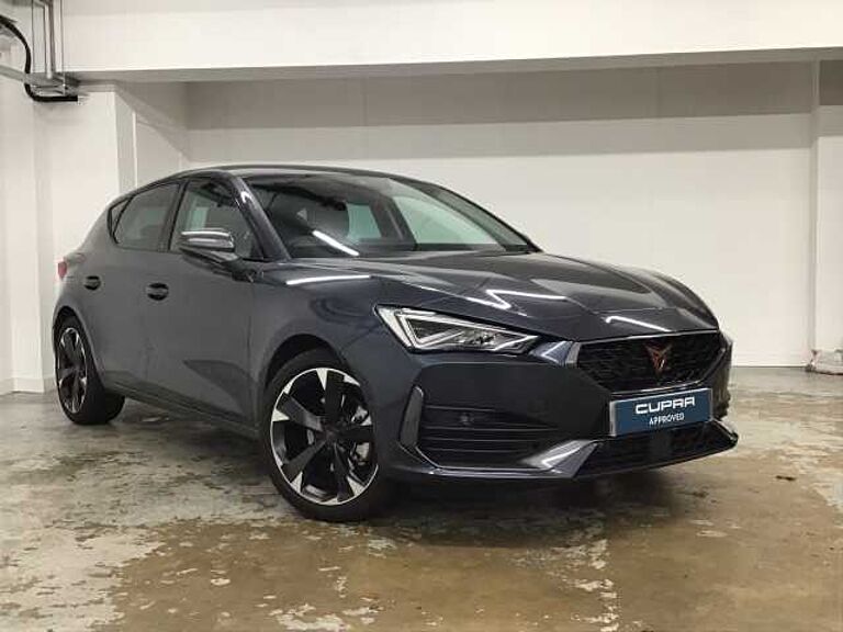 Cupra CUPRA Leon Hatch V1 1.5 eTSI EVO DSG-auto AFV 150 7-speed automatic CUPRA Leon Hatch V1 1.5 eTSI EVO DSG-auto AFV 150 7-speed automatic