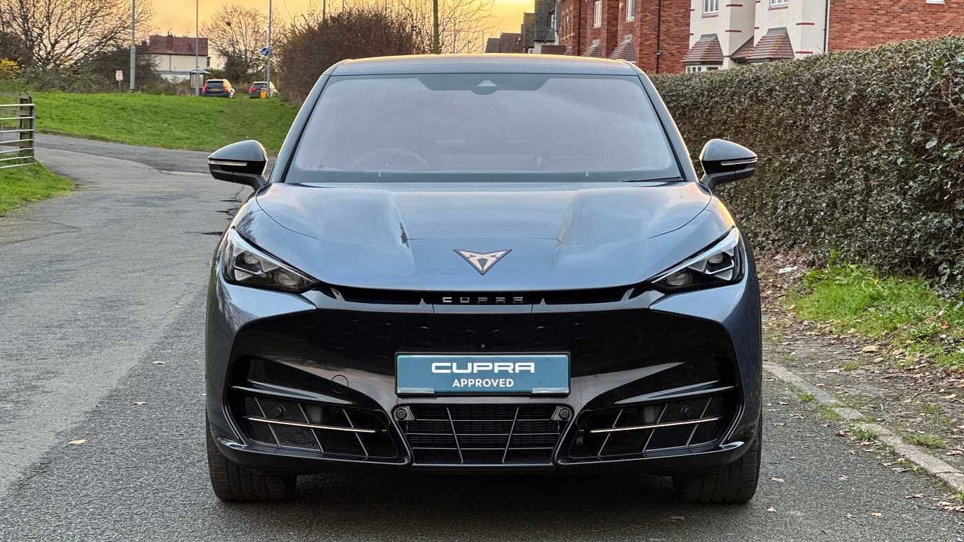 Cupra Tavascan VZ2 77 kWh AFV 340 Auto Winter Pack *Premium Metallic*