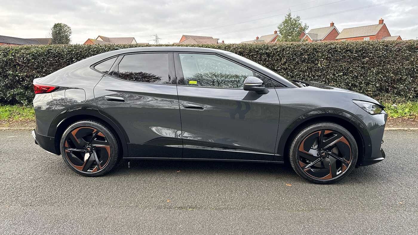 Cupra Tavascan V2 77 kWh AFV 286 Auto With Winter Pack