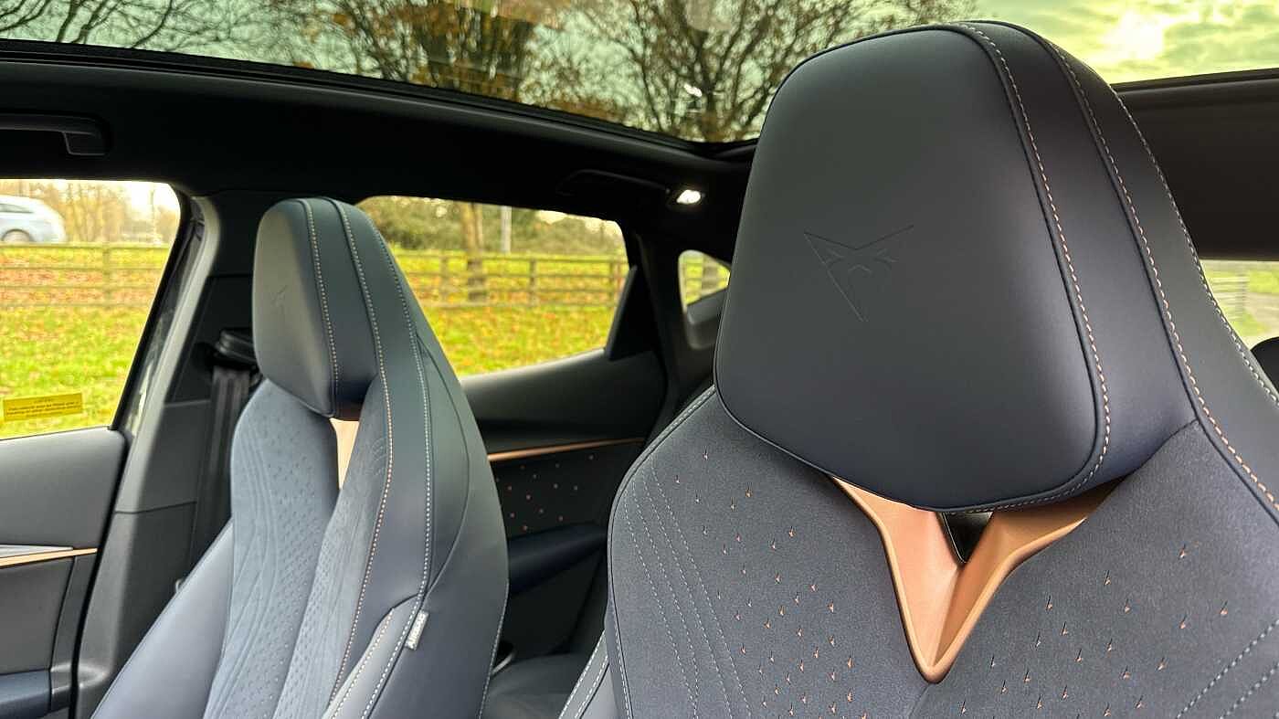 Cupra Tavascan V2 77 kWh AFV 286 Auto With Winter Pack