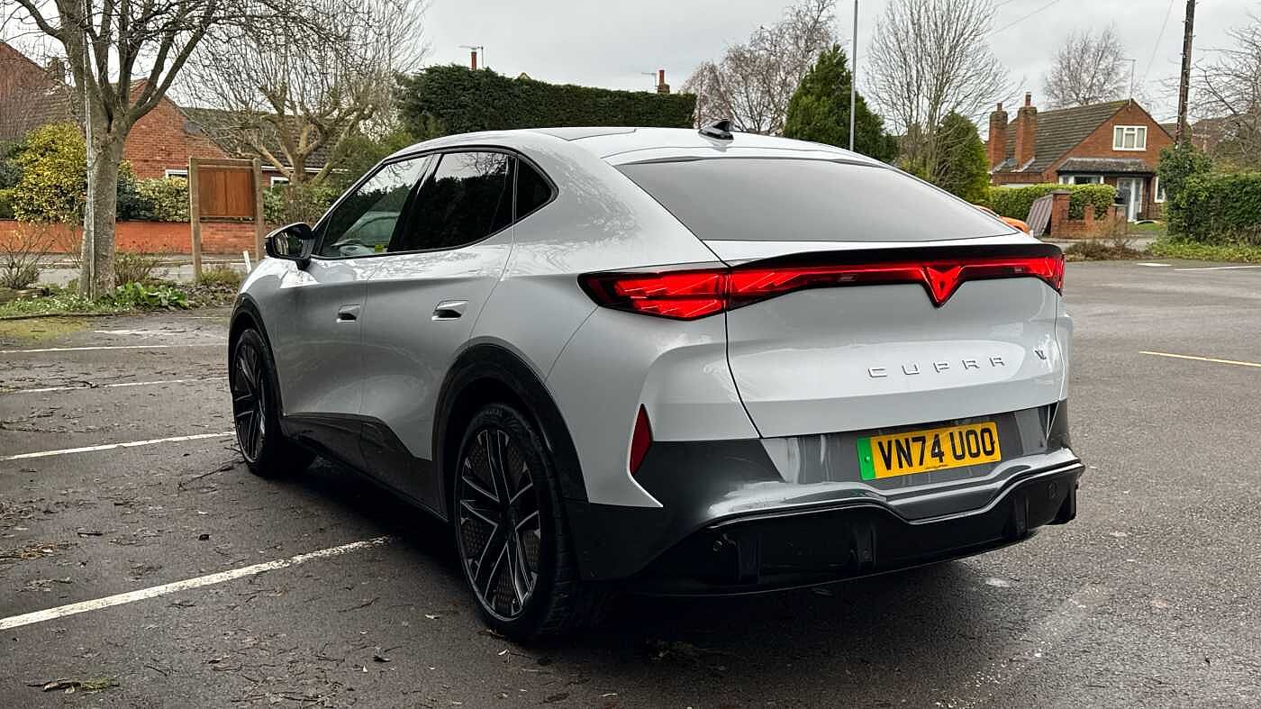 Cupra Tavascan VZ2 77 kWh AFV 340 Auto Winter Pack