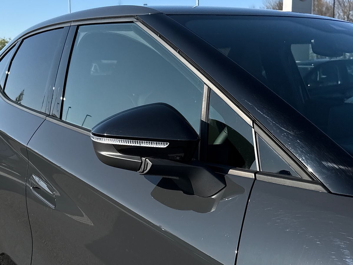 Cupra Tavascan Estate 210kW V1 77kWh 5dr Auto **VAT QUALIFYING**